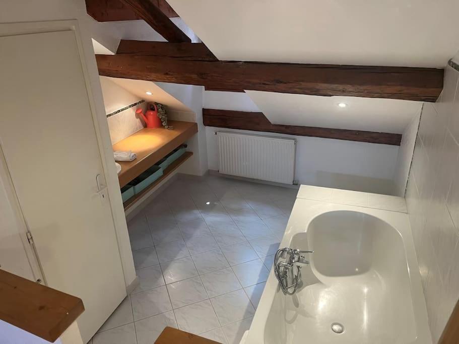 L'Escalier Du Chateau T4 Duplex 9 Couchages 4* Annecy Exterior foto
